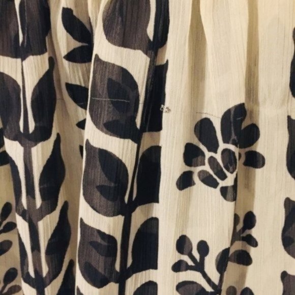 Coco & Chase | Tunic | Sleeveless Tunic - Picture 6 of 8